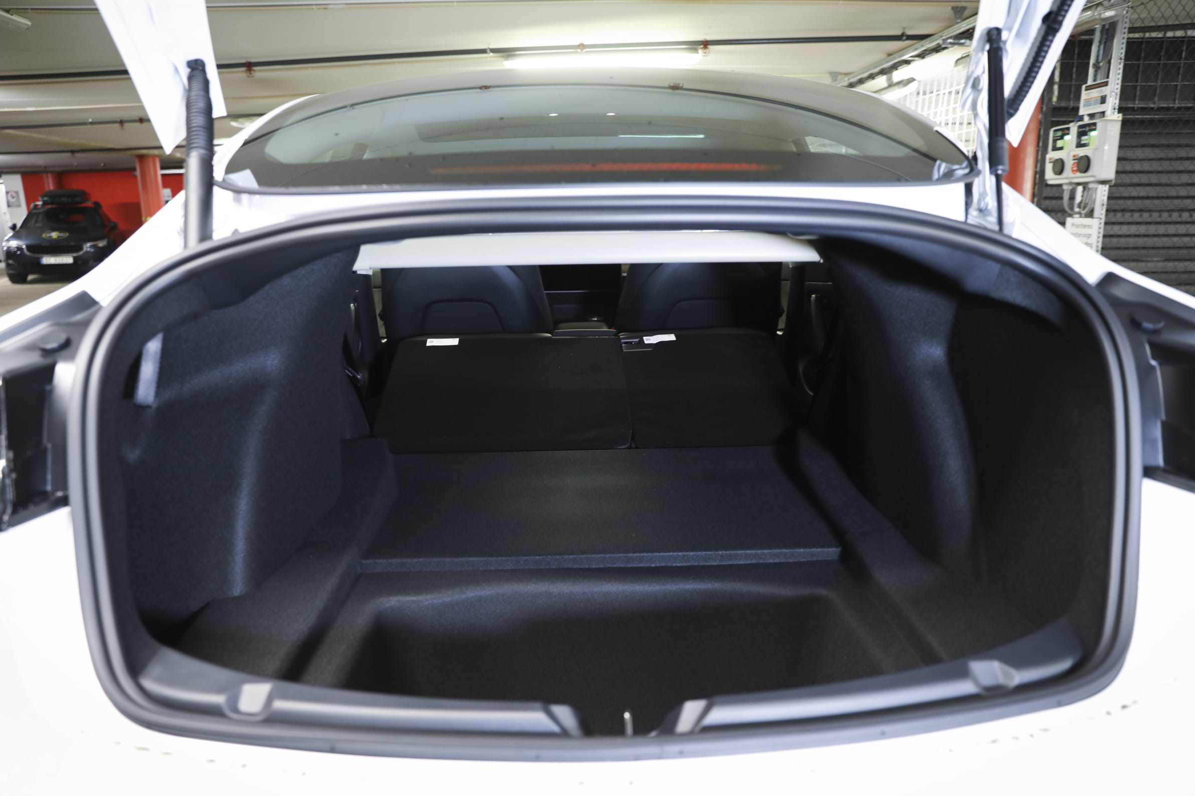 Tesla Model 3 størrelse på bagasjerom NAF